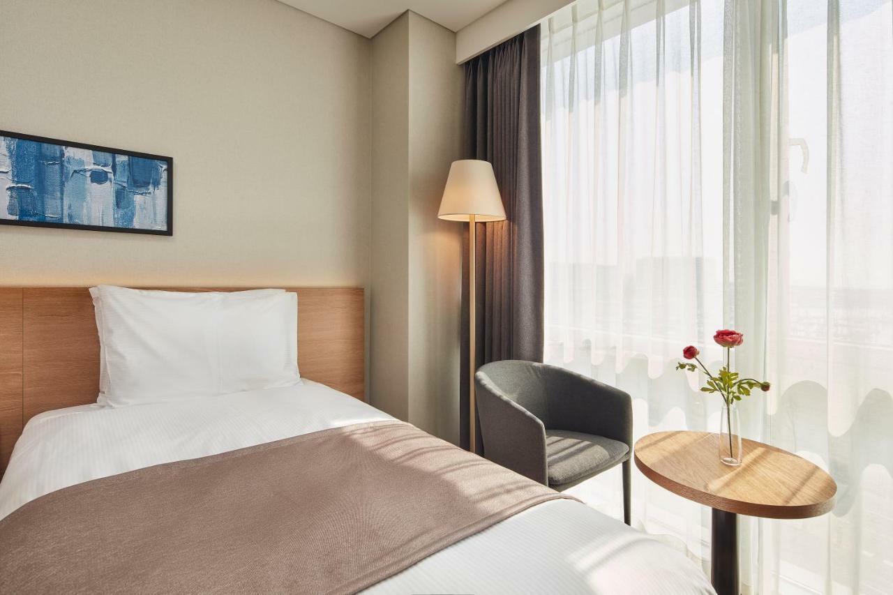 Ramada Encore By Wyndham Gimpo Han River Hotel Экстерьер фото