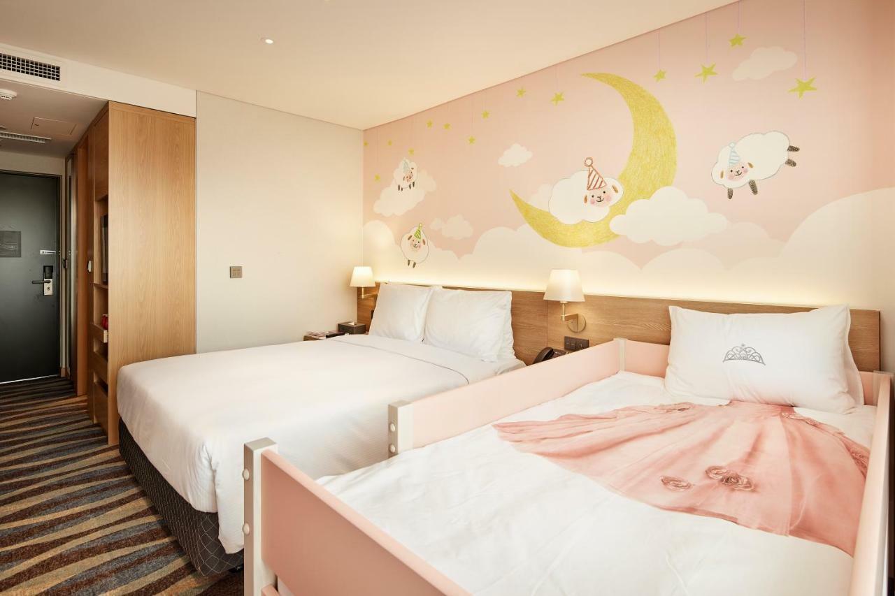 Ramada Encore By Wyndham Gimpo Han River Hotel Экстерьер фото